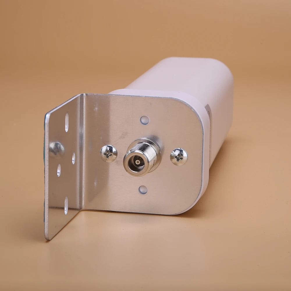 10dbi Gain 360 Degree Omni Directional Antenna WIFI 2.4G GSM 2G 3G 4G 700-2700Mhz All Direction Omnidirectional Antenna Cylinder