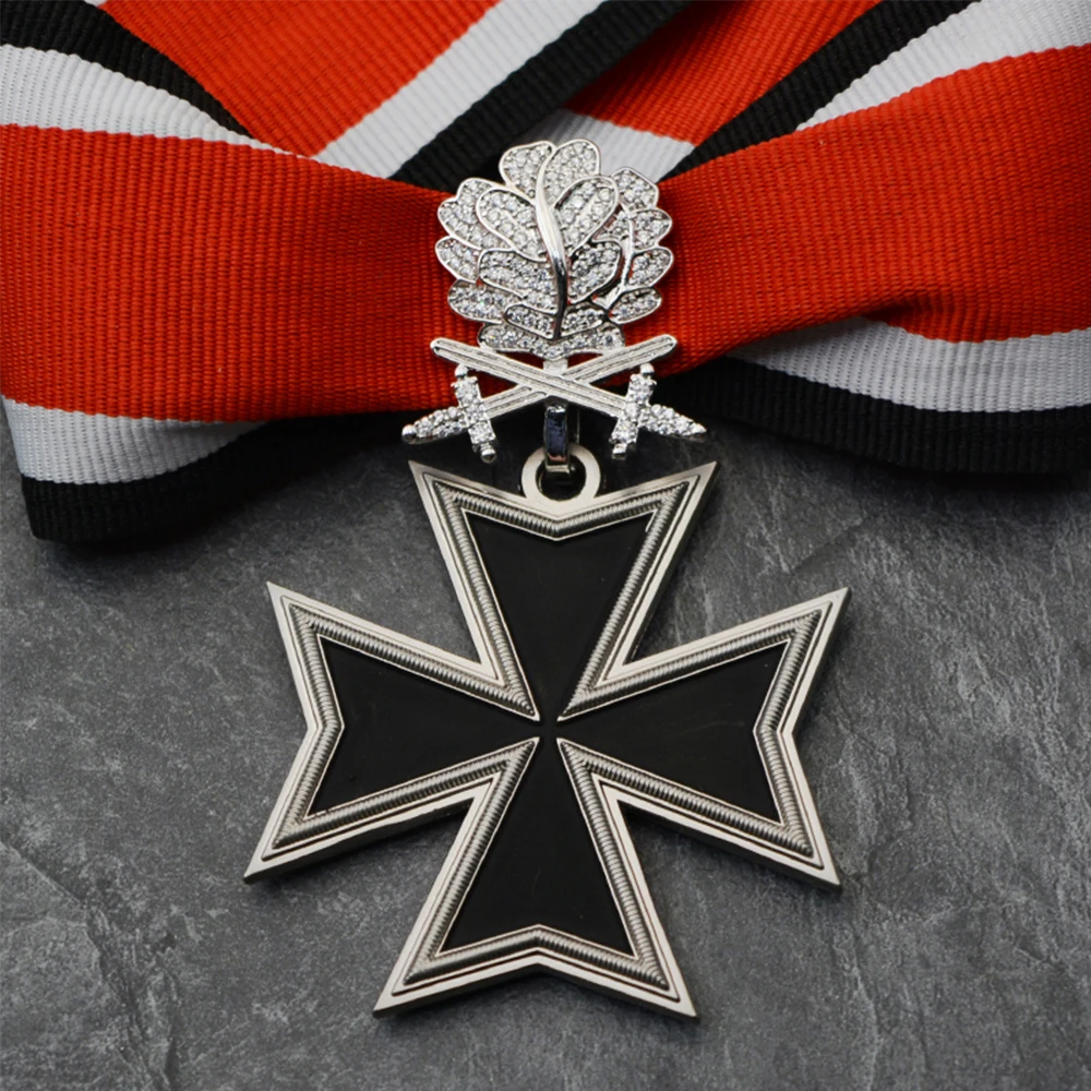 Maltese Iron Cross Metal Badge Knight Medal Templar Zircon Oak Leaf Brooch Souvenir Gifts