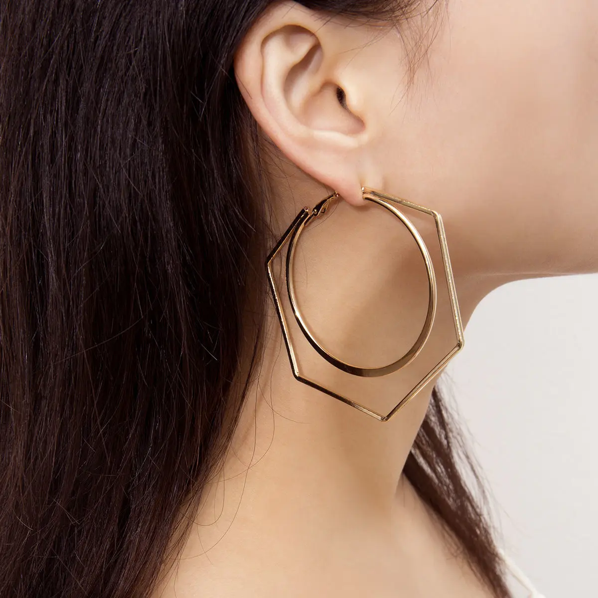 BLIJERY Trendy Oversize Geometrische Große Creolen Für Frauen Basketball Brincos Übertrieben Große Quadratische Ohrringe Punk Schmuck – Detail 4