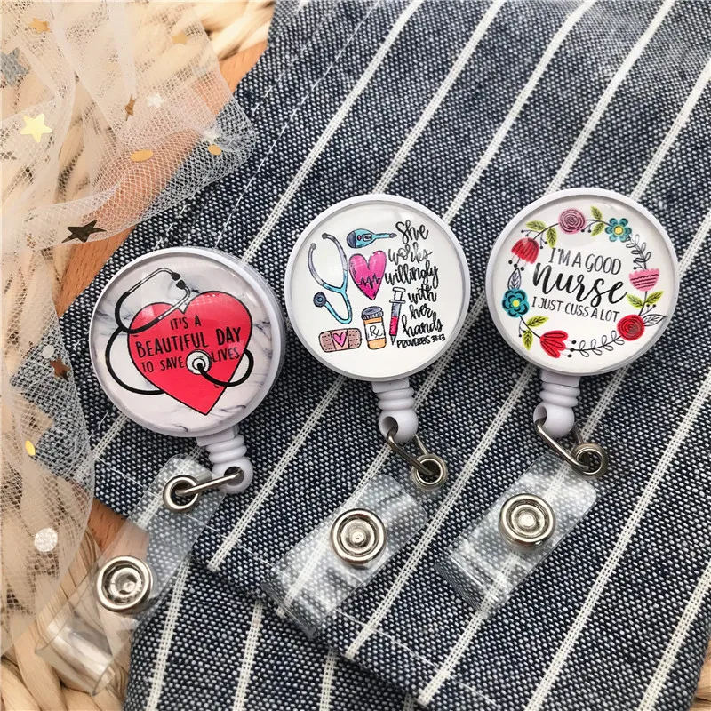 

New 360 Degrees Crocodile Retractable Nurse Badge Reel Clip Badge Holder Doctor ID Card Holder Kawaii Needle Organ Heart Pattern