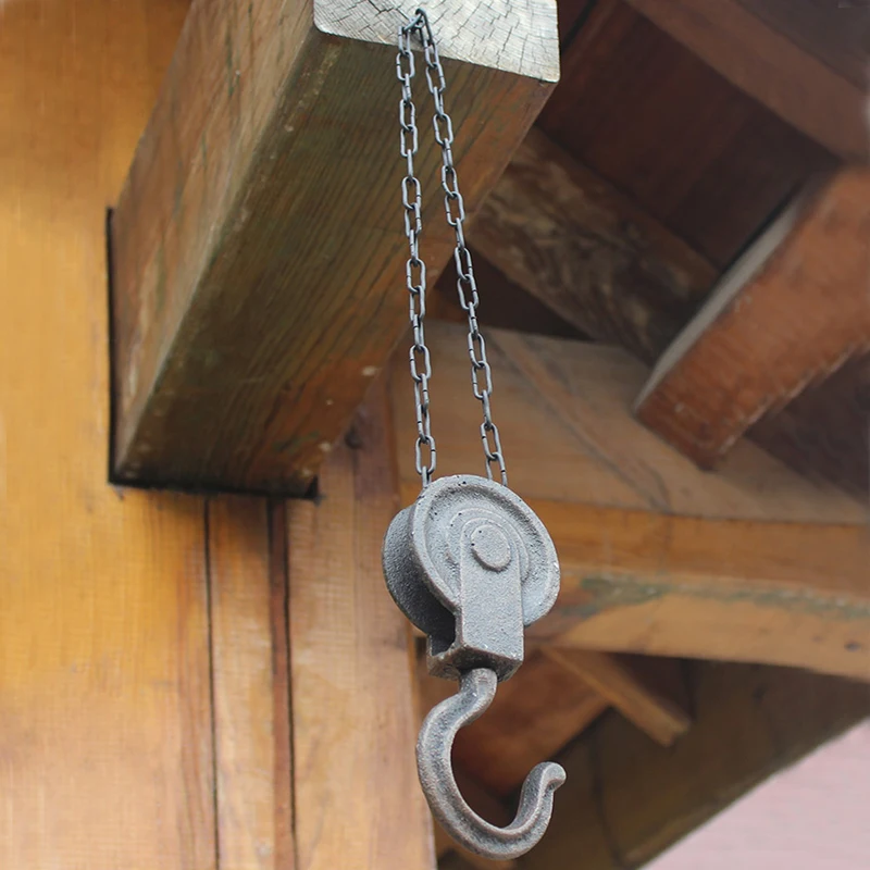 European Vintage Pulley Design Home Garden Decor Cast Iron Wall Hook With Hanging Chain