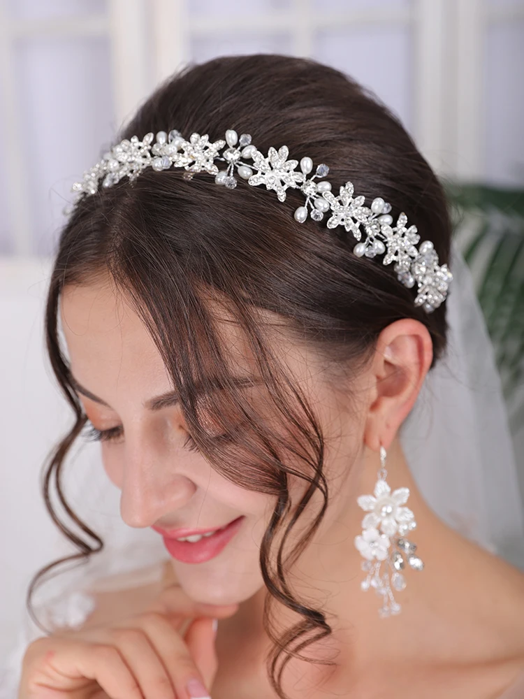 Elegant Silver Pearl Tiara Headband - Women Accessories Amazon.com: Rhinestone Pearl Tiaras and Crowns Headpieces  main image 3