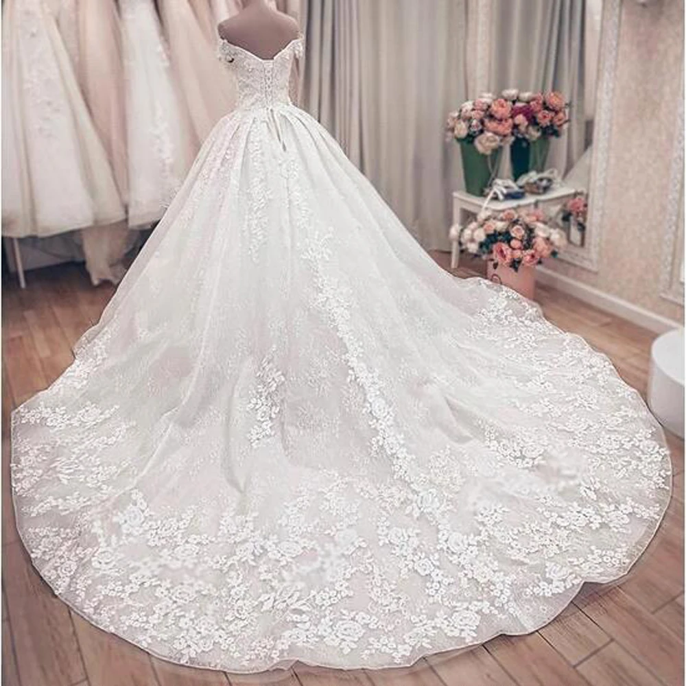 Princess Embroidery Vestido De Noiva Wedding Dress 2020 Luxury Lace Bride Dress Amazing Neck Robe De Mariee