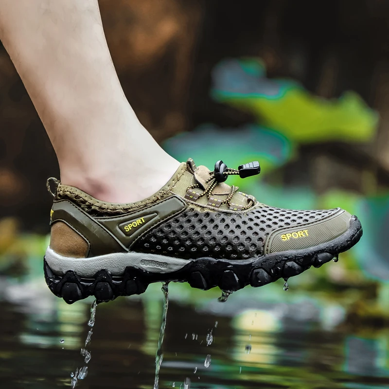 

New outdoor sports men's shoes mesh air-conditioned shoes breathable deodorant running men's sports casual shoes in summer