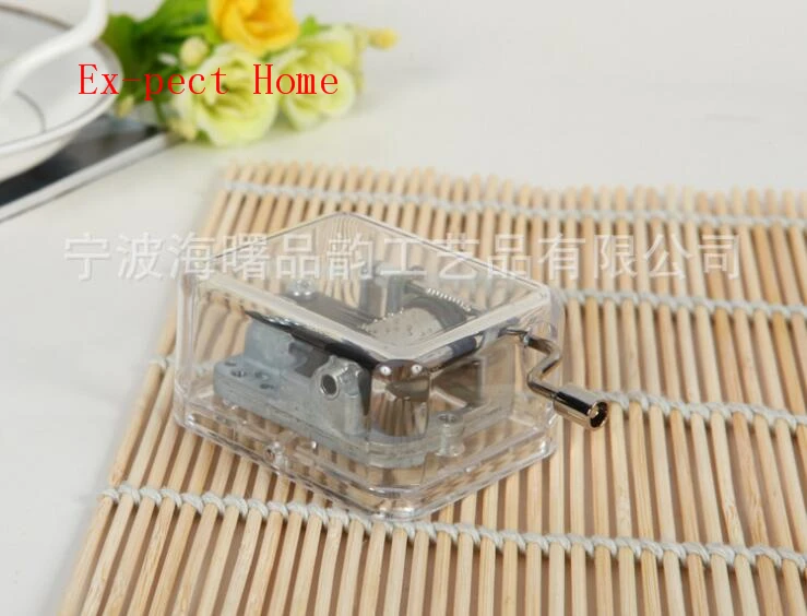 120pcs/lot Acrylic Clear Hand Cranked Music Box Handy Crank Music Box Mechanical Movement Xmas Birthday Gift 15 Songs Mixorder