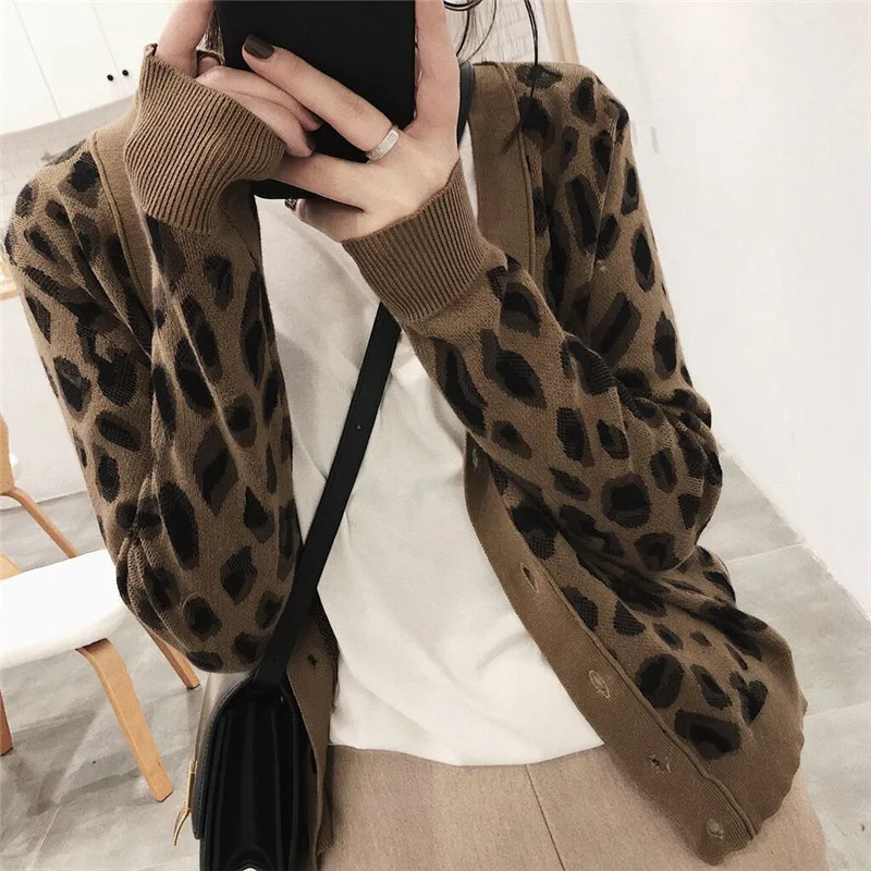 Women\'s Knitted Sweater Cardigan Spring Autumn Long Sleeve V-neck Single-breasted Leopard Print Sweaters Coat Female Tops K69