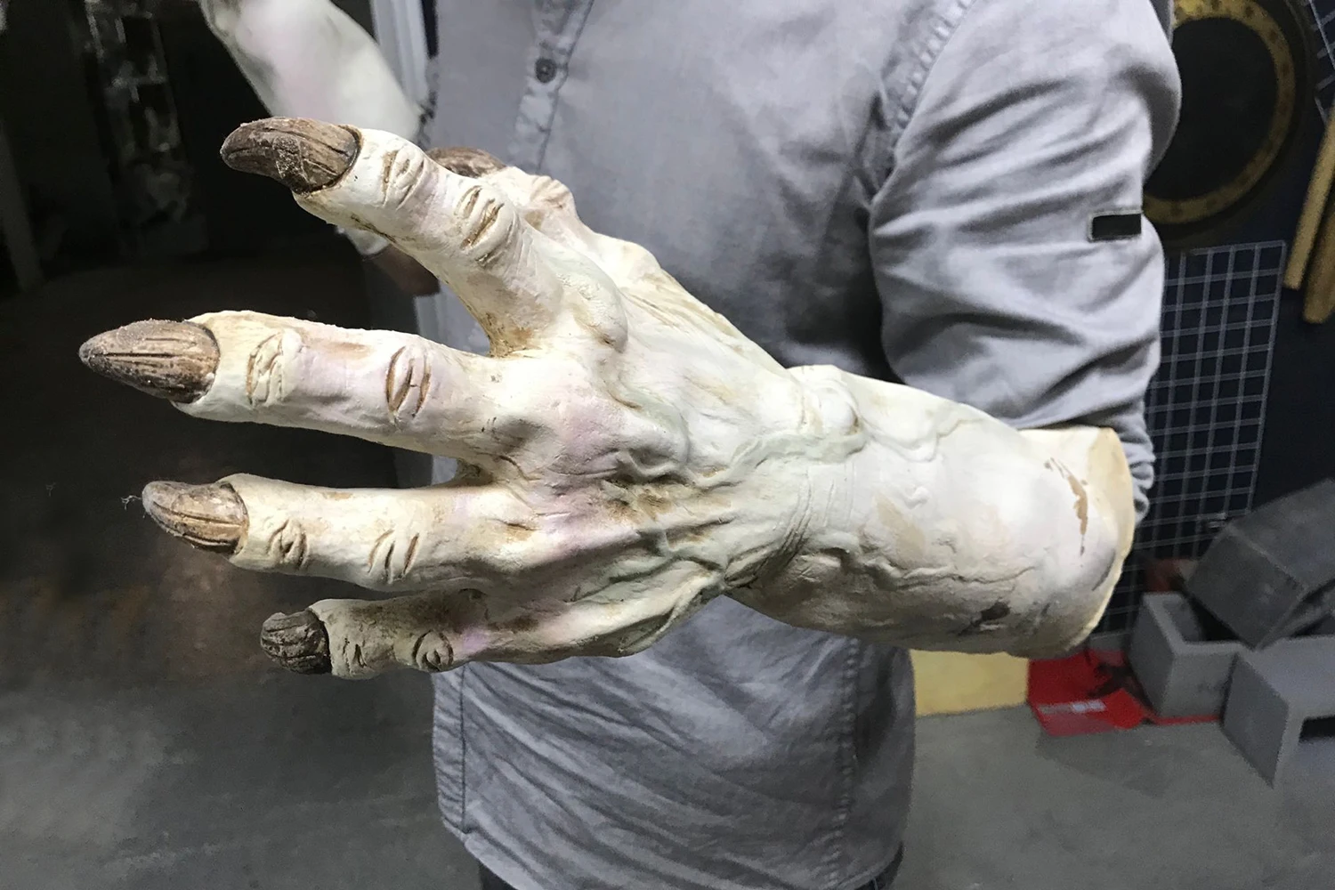 Rotted Zombie Gloves Hands Latex Arms and Hands Gloves Halloween Haunted House Monster Costume