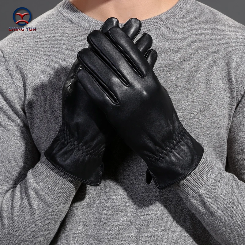 New Winter man Operate the phone genuine leather gloves black male warm soft sheepskin High-grade gloves men leather mittens