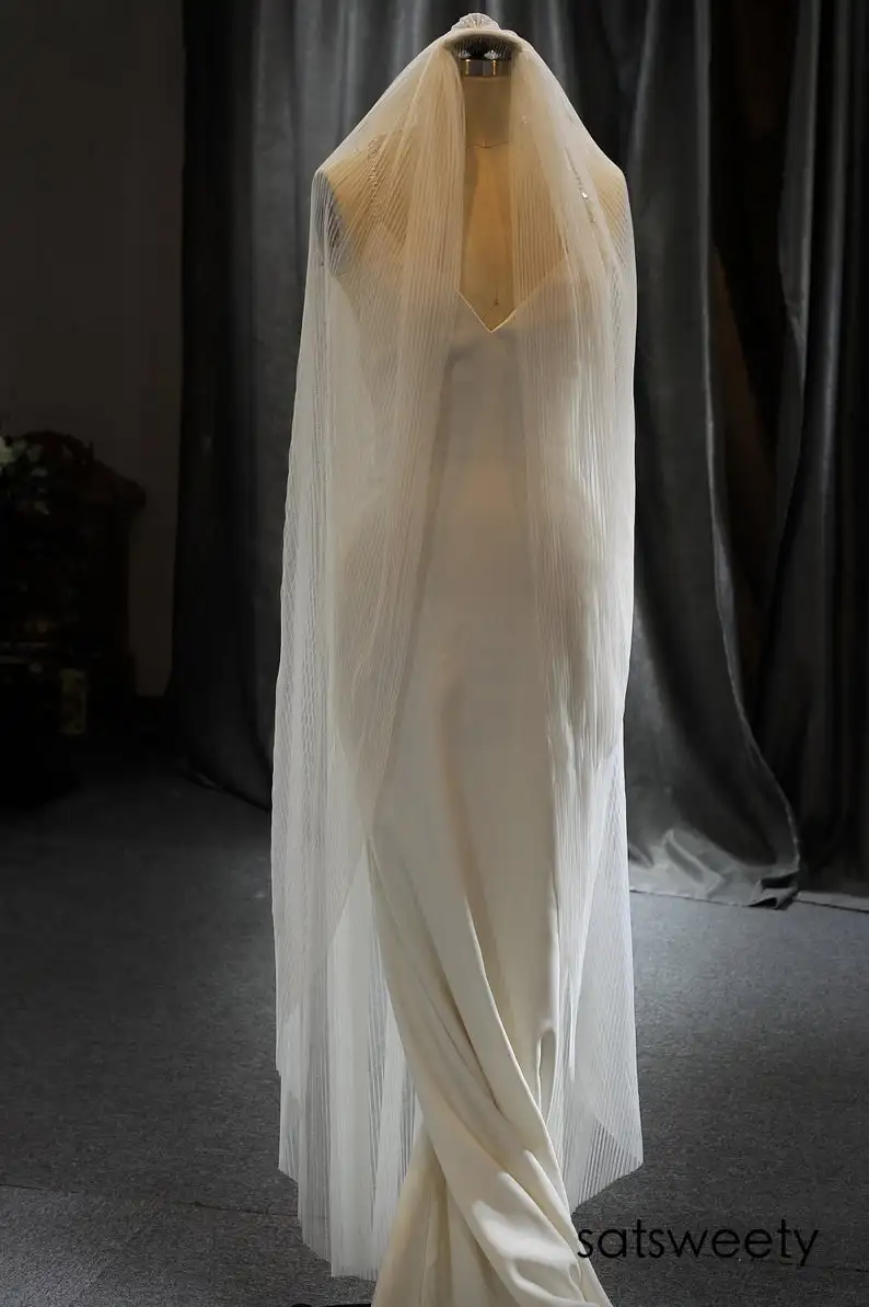 Hoge Kwaliteit Plooi Tulle Bridal Veils 1 Lagen Wals Lengte Ivoor/Witte Sluier Voor Bridal Cut Edge Tulle Wedding sluier