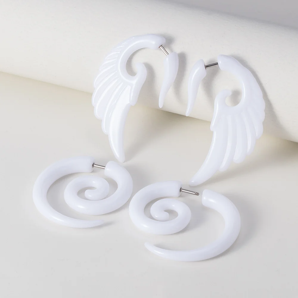 2 Pairs Wings Spiral Women\'s Acrylic Fake Illusion Tunnel Cheater Piercing Jewelry Hoop Earring Fake Gauge Plugs Earrings 16G