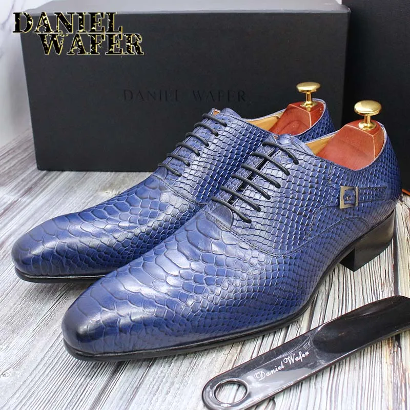 Modische Herren-Lederschuhe mit Schlangenhaut-Aufdruck, klassische Schnürung, Oxford, formell in Wein, Blau, Kaffee, Schwarz – spitze Zehenpartie – Detail 26