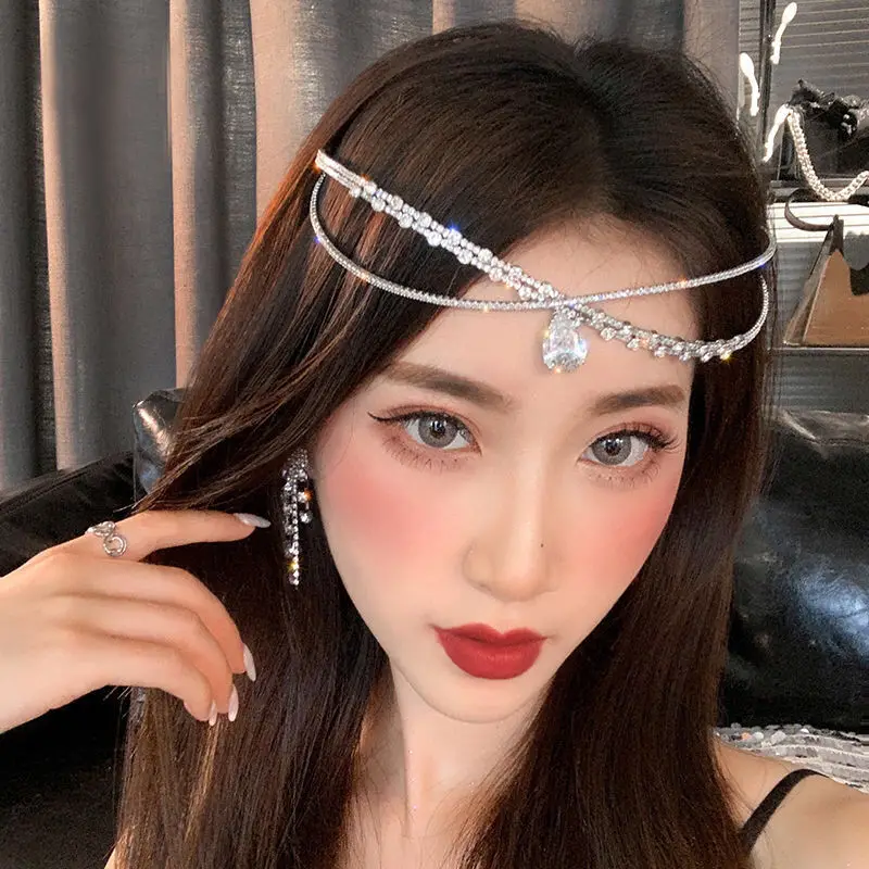 High-end Luxury Super Flash Necklace Clavicle Chain Female Headdress Dual-purpose Neck Jewelry