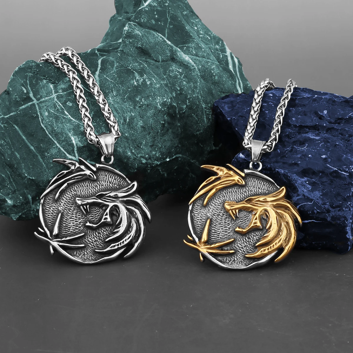 

Viking Stainless Steel Material Wolf Head Pendant Necklace Ladies Men's Pendant Domineering Sweater Chain Gift Wholesale
