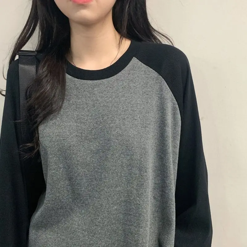 New 2023 Female T-shirt Grey O Neck Contrast Color Long Sleeve T Shirt Loose Autumn Tee Tops for Women Shirts Patchwork