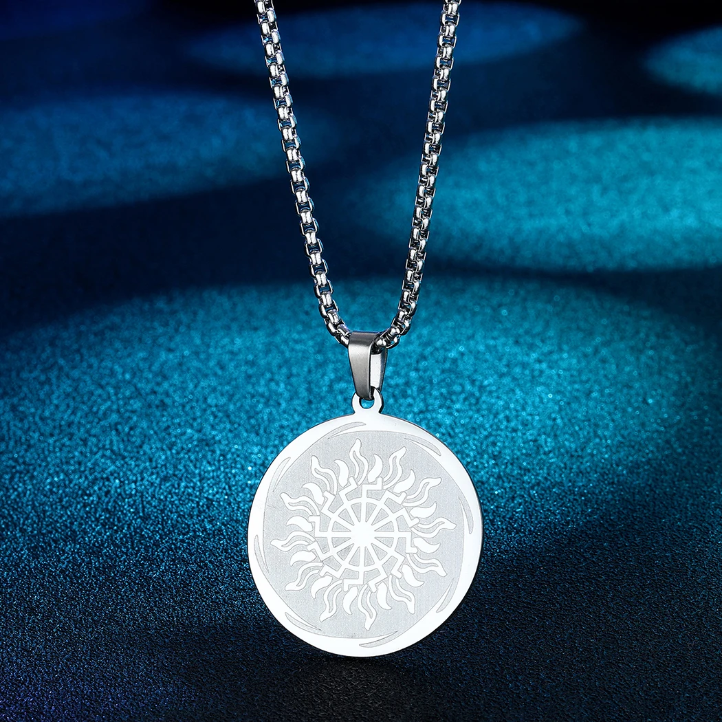 CHENGXUN Vintage Wiccan Amulet Slavic Solar Symbol Sun Pagan Pendant Talisman Necklace for Men Women Sun Gear Charm Jewelry Gift