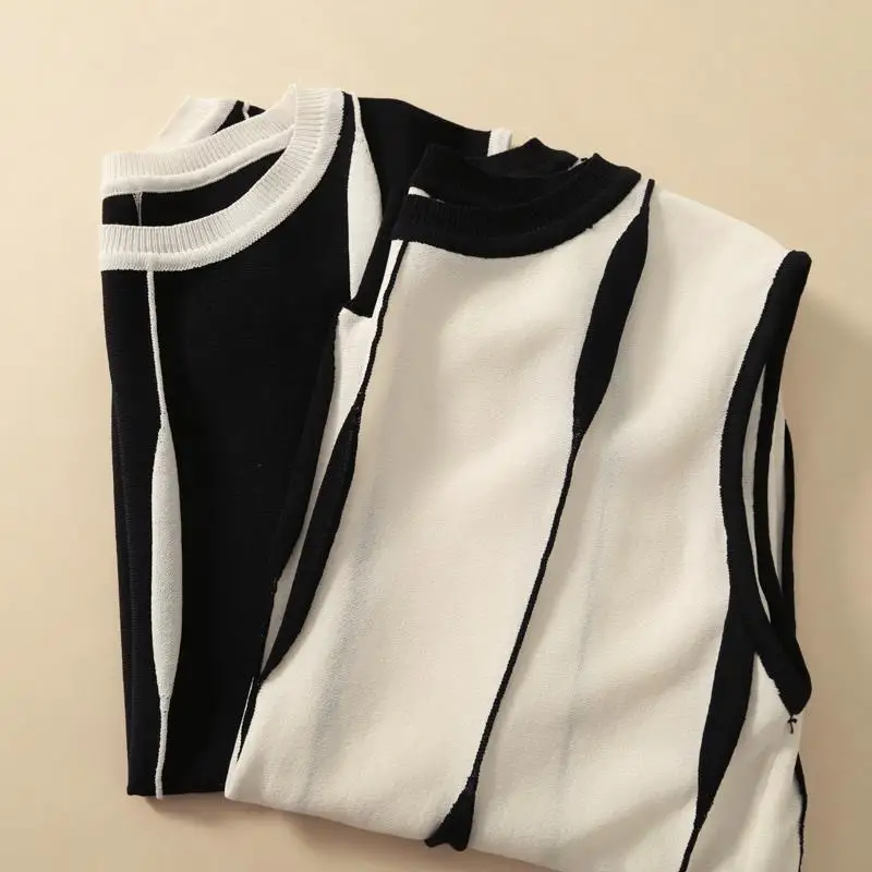 Tanks Women Knitting Sleeveless Thin Office Lady Simple Leisure All-match Vintage Retro Trendy New Summer Female Loose Tops Chic