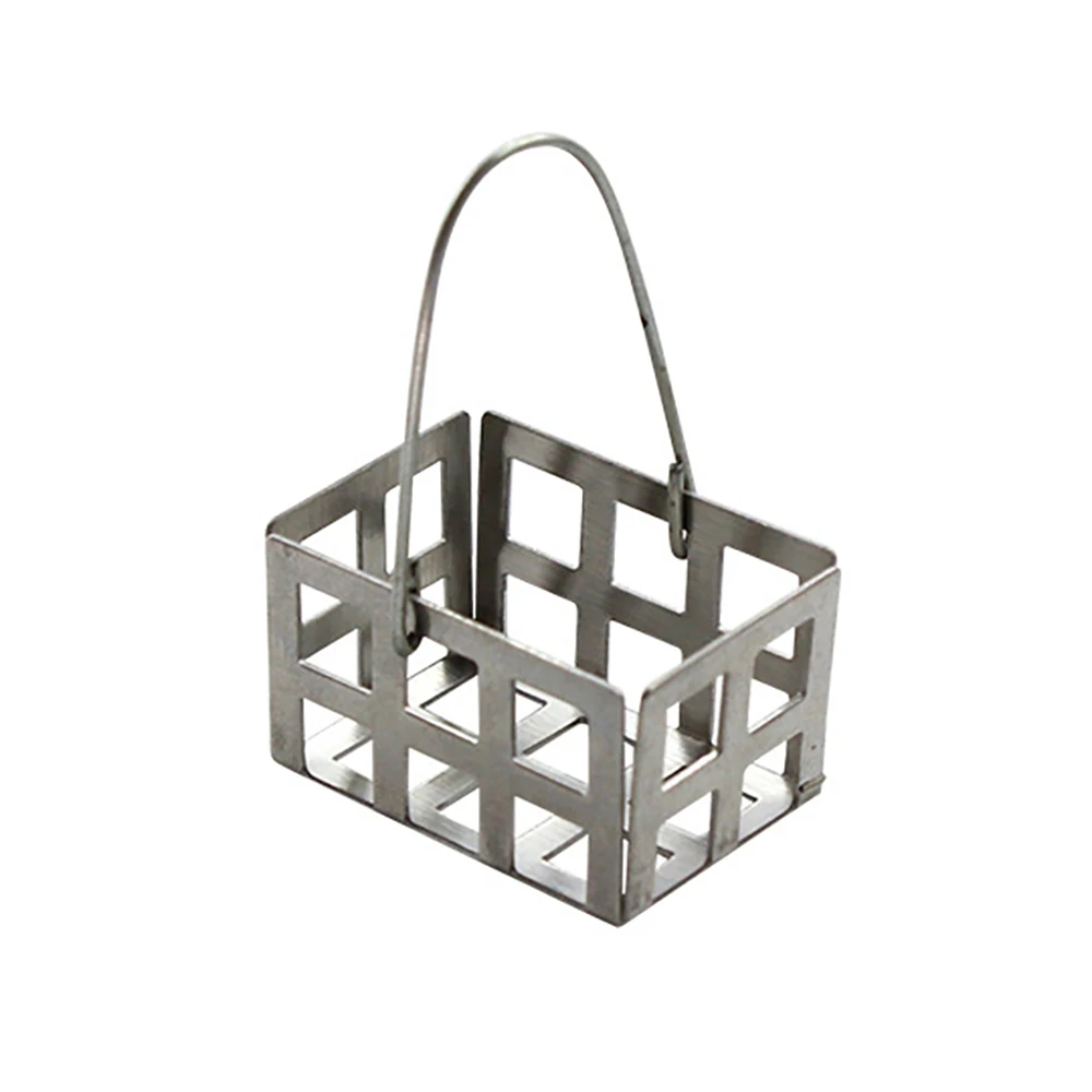 1/12 Dollhouse Miniature Accessories Mini Metal Portable Basket Simulation Carry Basket Model for Doll House Decoration