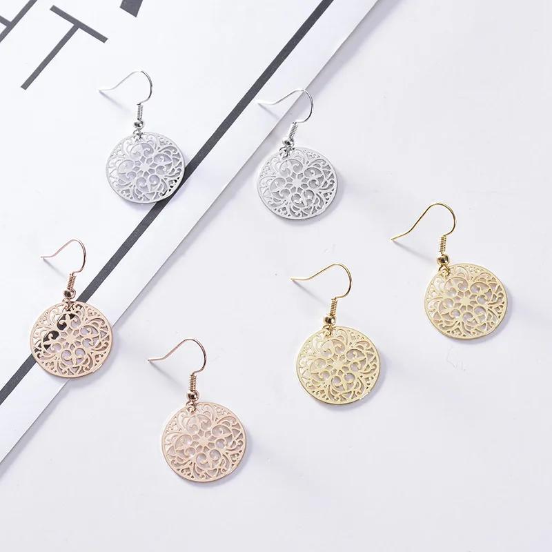 New Fashion Jewelry Women\' Daily Life Gifts Circular Carved Metal Plate Hollowed Out Rose Gold Plated Court Retro Style Earrings