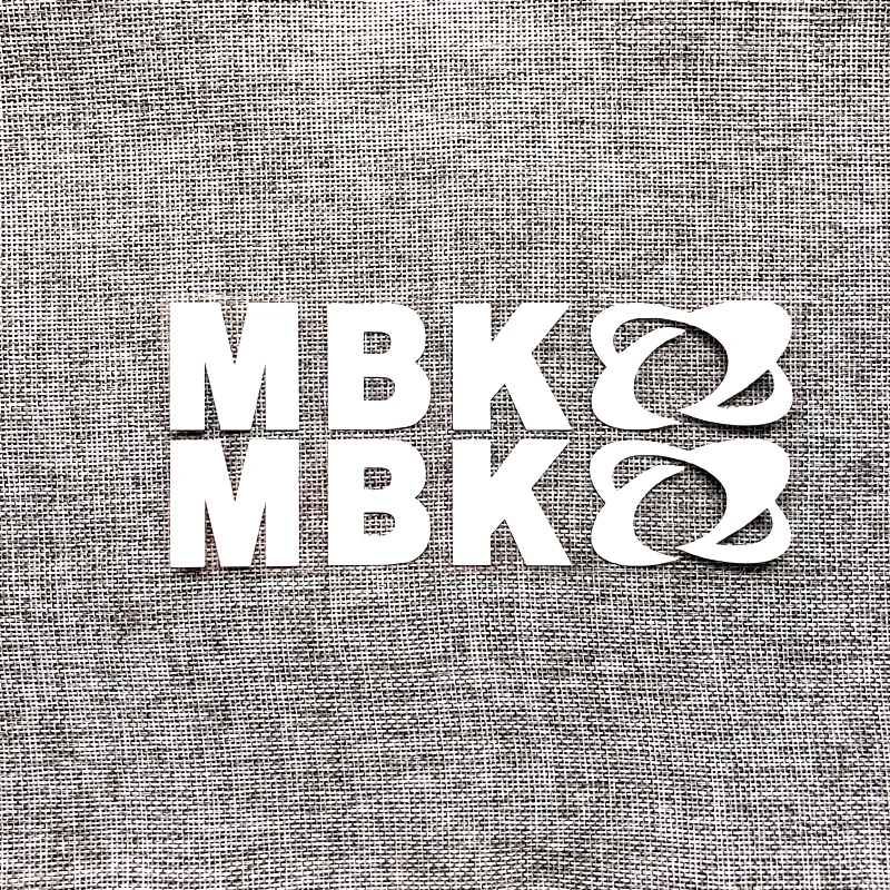 2 adet/takım motosiklet tamir etiket kişiselleştirilmiş motosiklet MBK Logo dekoratif yansıtıcı çıkartmaları MBK motosiklet