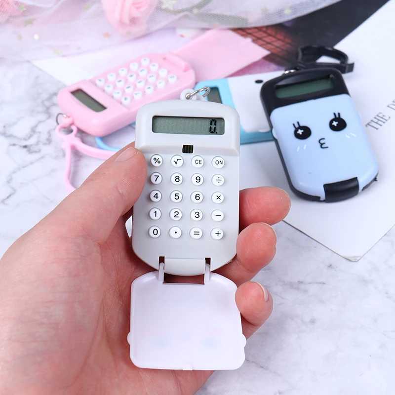 Mini calculadora Kawaii de tamaño de bolsillo, calculadora de dígitos portátil, 8 pantallas, llavero bonito de dibujos animados, suministros de