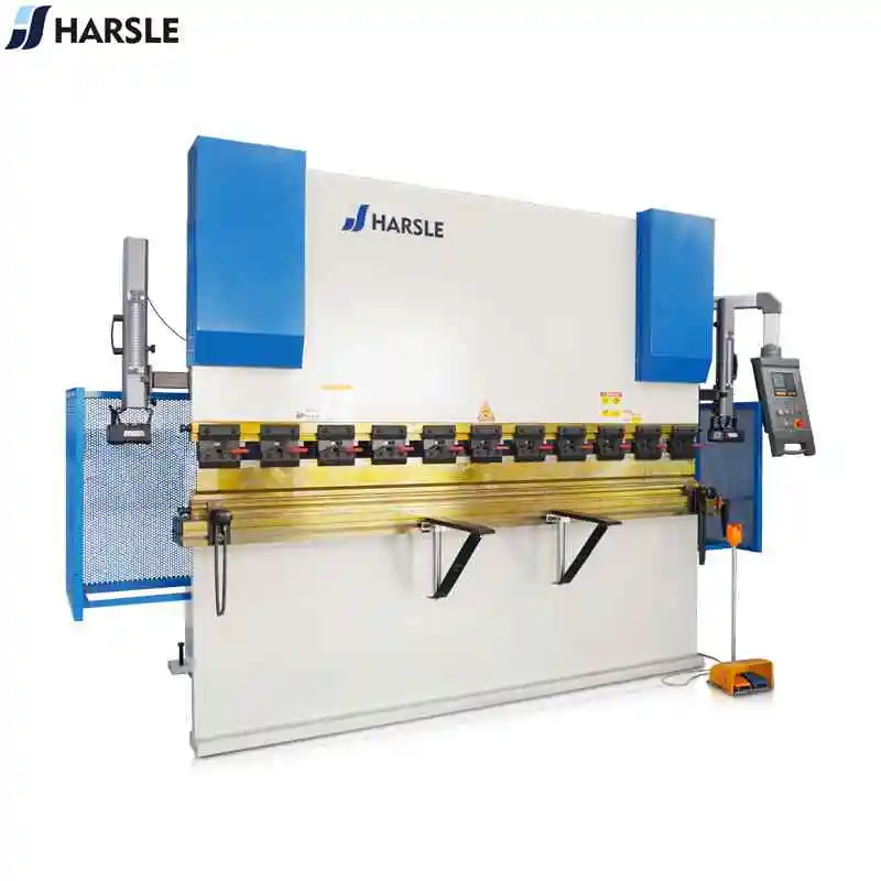 WC67K 300T Hydraulic Sheet Metal Folding Bending Machine