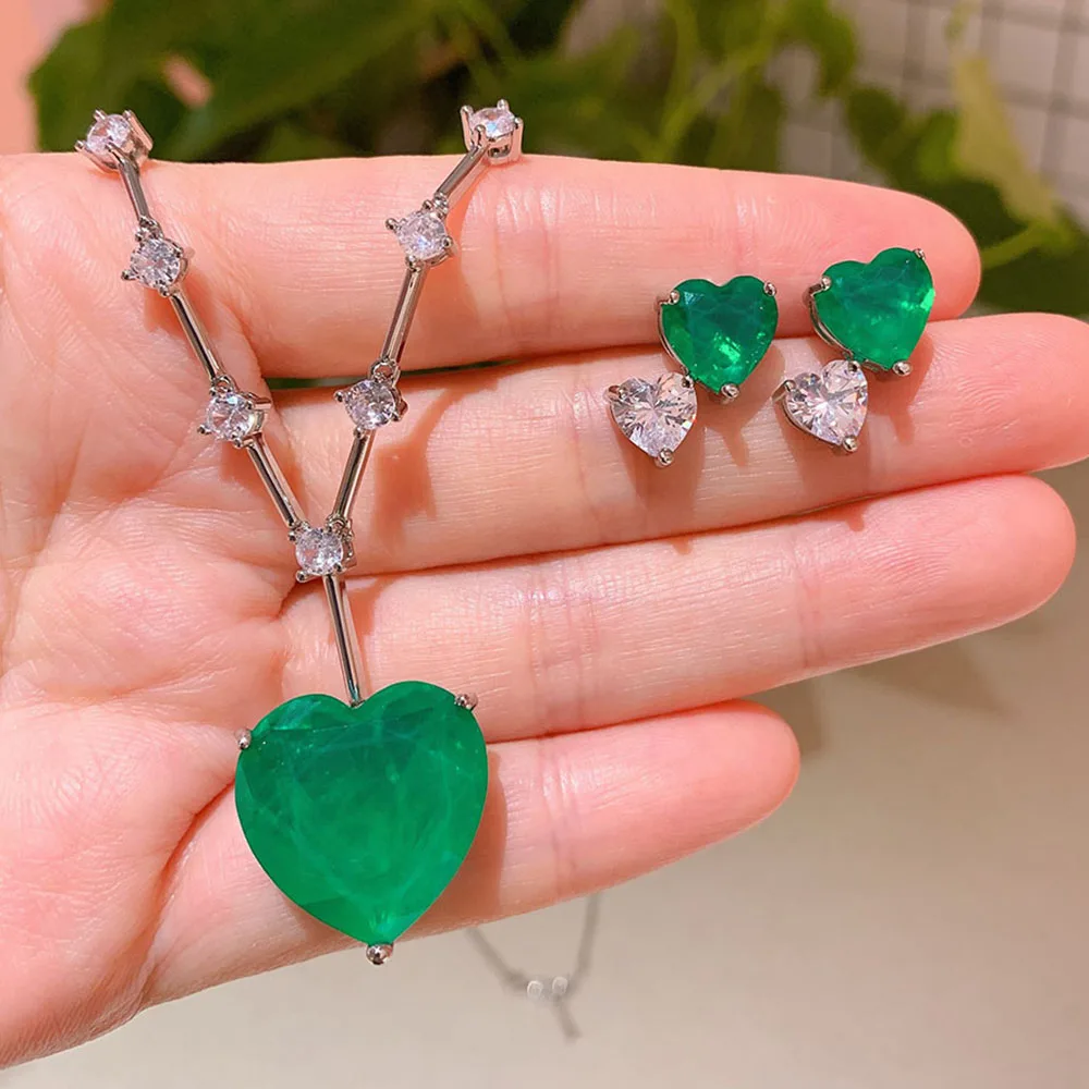 Luxury Heart Shaped Simulated Emerald Diamond Stud Earrings Women's Pendant Necklace Lab Gemstone Wedding Jewelry Sets Girl Gift