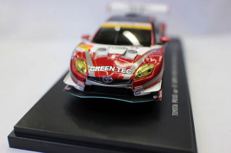 Ebbro 1/43 Scale Super GT 2015 Series Prius apr GT300 Rd.8 Motegi Winner Racing car model for collecton Resin