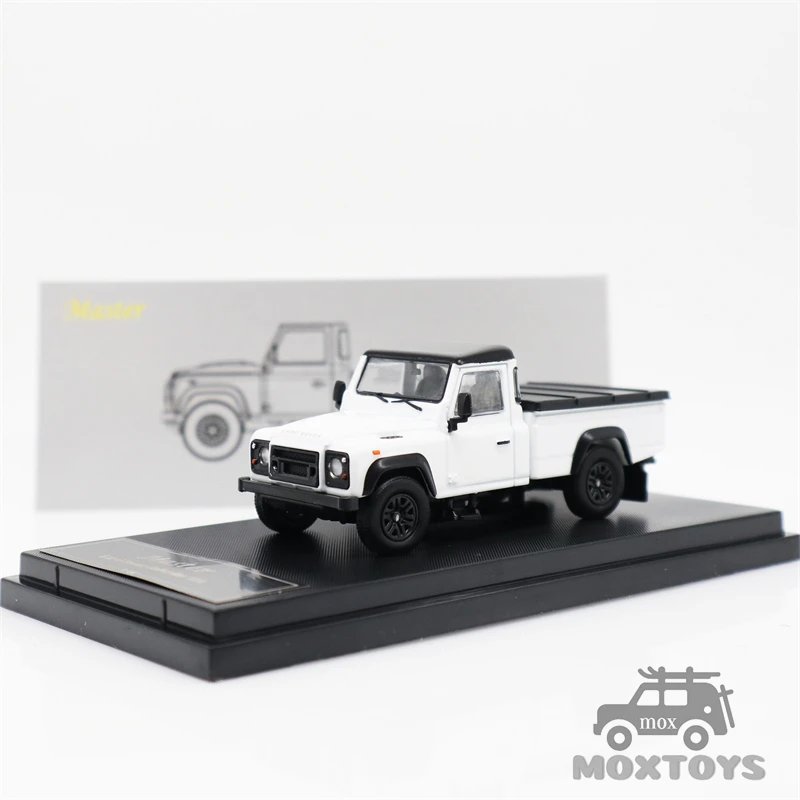 Master 1:64 LandRover Defender Pickup Truck White /Green Diecast Model Car