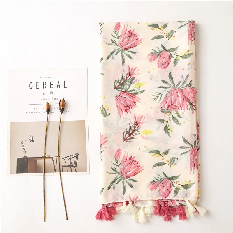 

2020 New Beautiful Cotton Flower Pattern Tassel Scarf Shawls Soft Women Blossom Floral Print Hijab Scarves Free Shipping