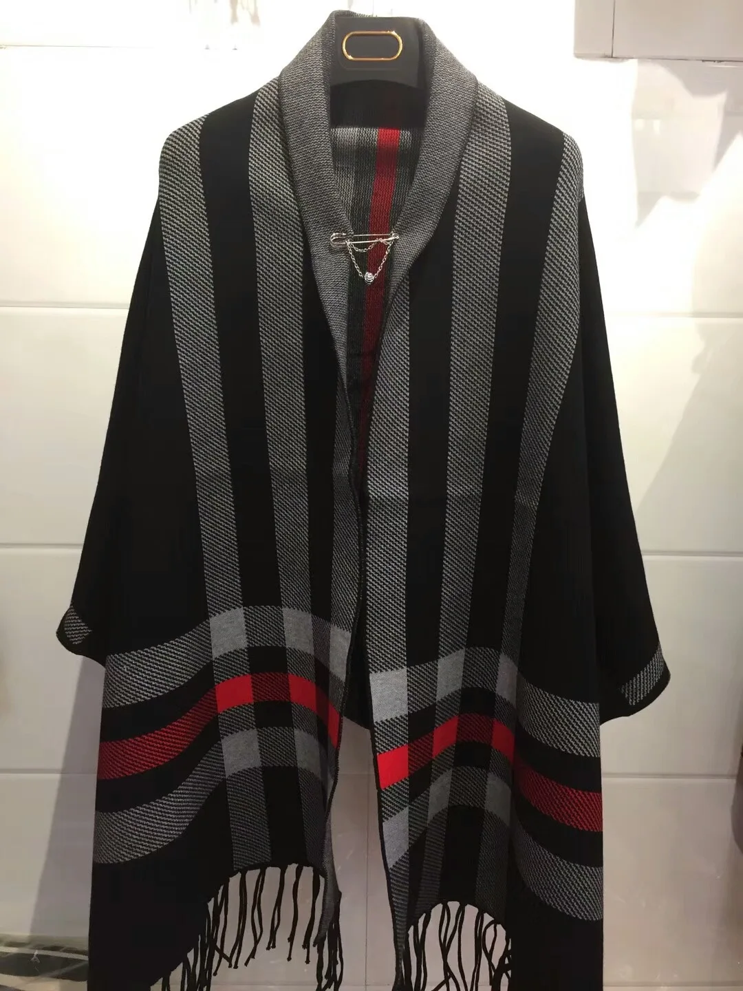 Cárdigans de punto para mujer, Poncho grueso de manga larga de murciélago, chal a rayas, capa con borlas de punto abierto, 4 colores, Otoño e Invierno