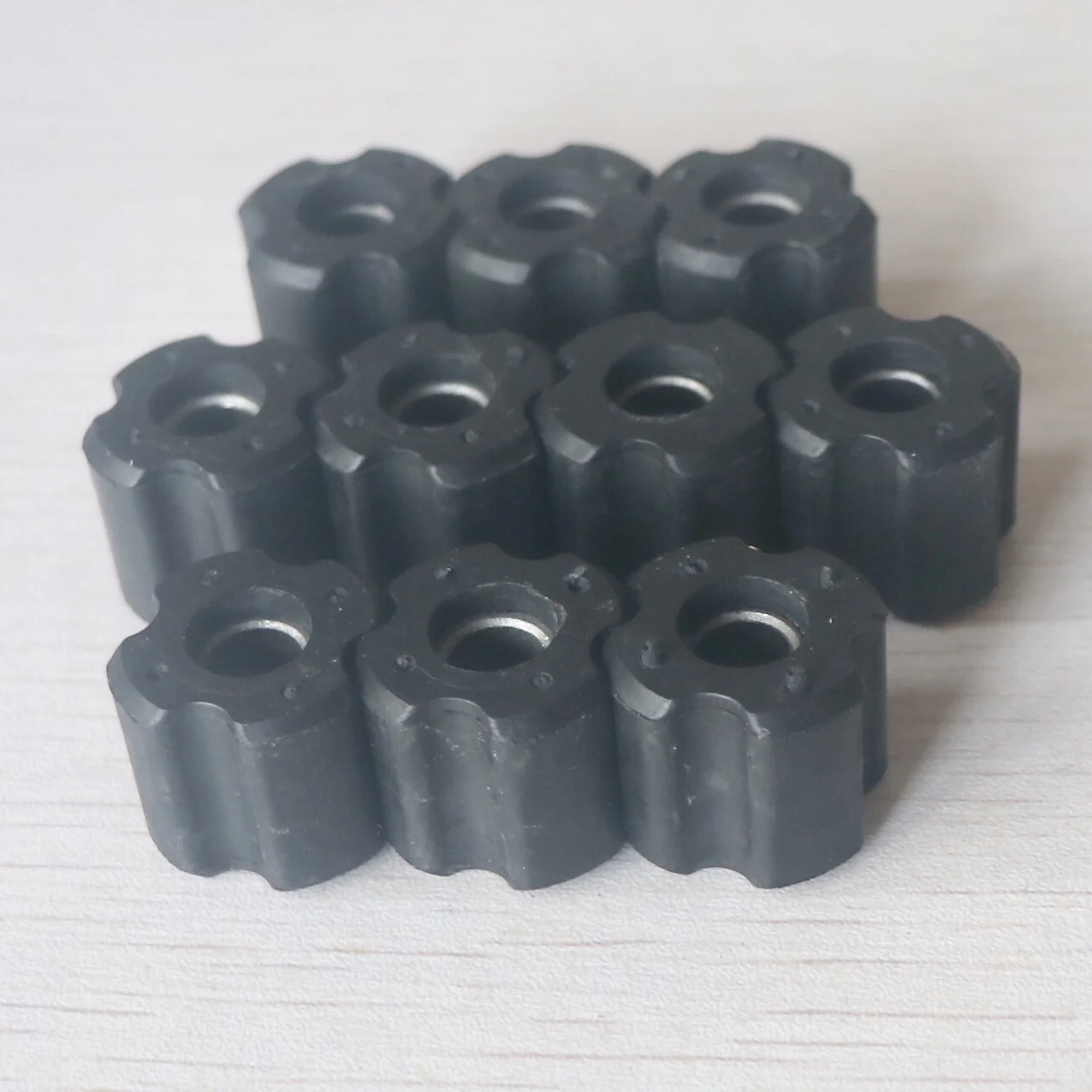 10 pcs Brush Cutter Shaft Oil Bearing Bushing -- Outer Dia 23.5mm/24.5mm/25.5mm, Inner Dia:8mm for Brush Cutter 26mm / 28mm tube