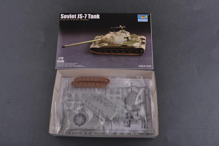 Trumpeter 07136 1/72 Scale โซเวียต JS JS-7 Heavy Tank เด็กทหารสะสมงานอดิเรกของเล่นพลาสติกประกอบอาคารชุด