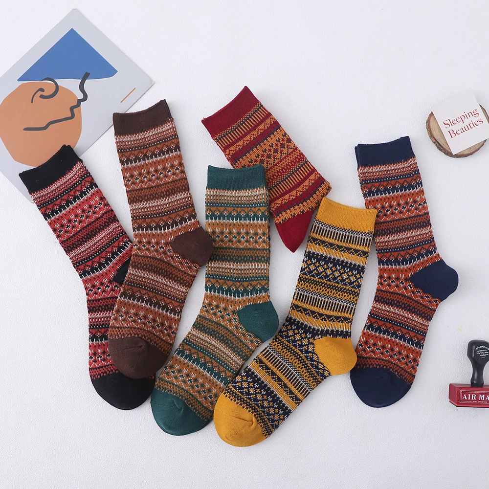 1 Pair Women Socks Spring Autumn Retro Style Men Couple Cotton Socks National Style Stripes Pattern Solid Color Socks