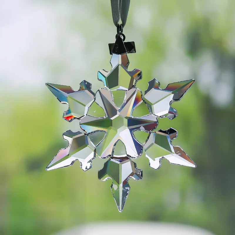 Crystal Snowflake Figurine Car Pendant Snowflake Suspension Ornaments Suncatcher Shining Star Hanging Trim Christmas Gift Decor