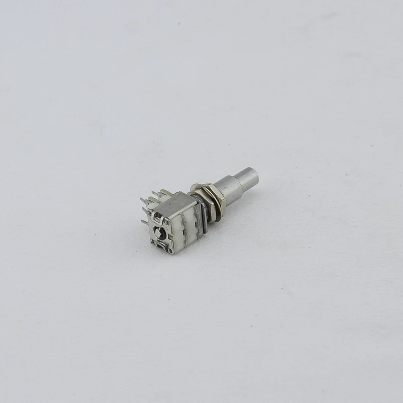 【Made in Korea】1 Piece Alpha Stacked Dual Concentric Potentiometer(POT) No Center Detent ( #1121 ) Guitar Accessories