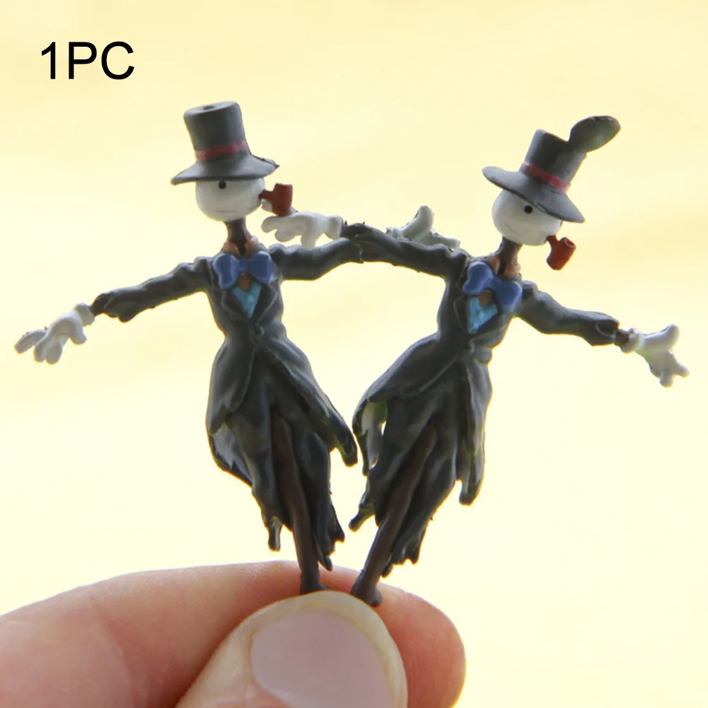 Landscape Home Decoration Mini Scarecrow Figurine Toy Figures Anime Garden Miniatures Resin Anime Doll Toy Halloween Gift