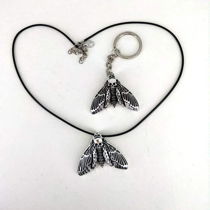 

1pcs Ancient silver color dead head skull moth necklace for women christmas gift