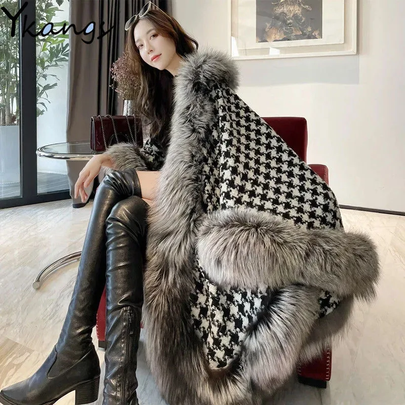 Harajuku Luxury Houndstooth Warm Cloak Coats Women Christmas Winter Fake fur Poncho Korean Plaid Outerwear Fox Fur Shawls Female