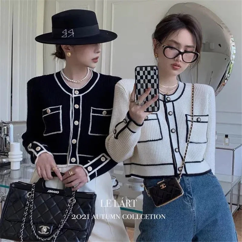 Black White Korean Style Cropped Cardigan Women 2022 Spring Vintage Long Sleeve Sweater Jacket Elegant Crew Neck Knitted Tops