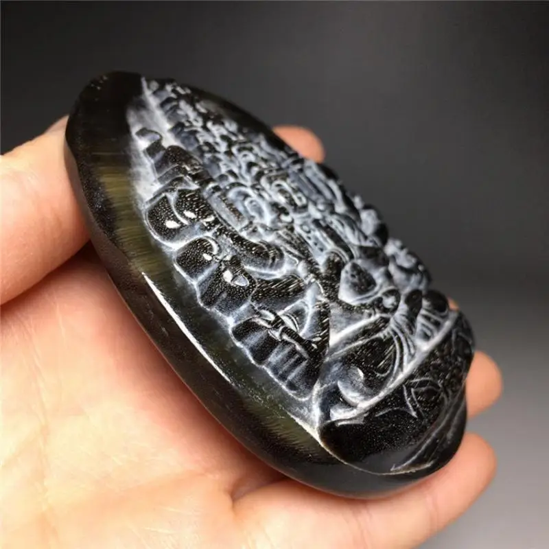 China Antique Ox Horn Hand Carved Buddha Thousand-Hand Guanyin Maitreya Amulet Feng Shui Statue Decoration Ornamental Pendant