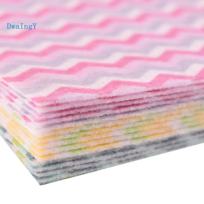 Three Color Wavy Lines Non Woven Felt Fabric 1mm Thickness Polyester Cloth Sewing Dolls Crafts Home Decoration Pattern 15cmx15cm