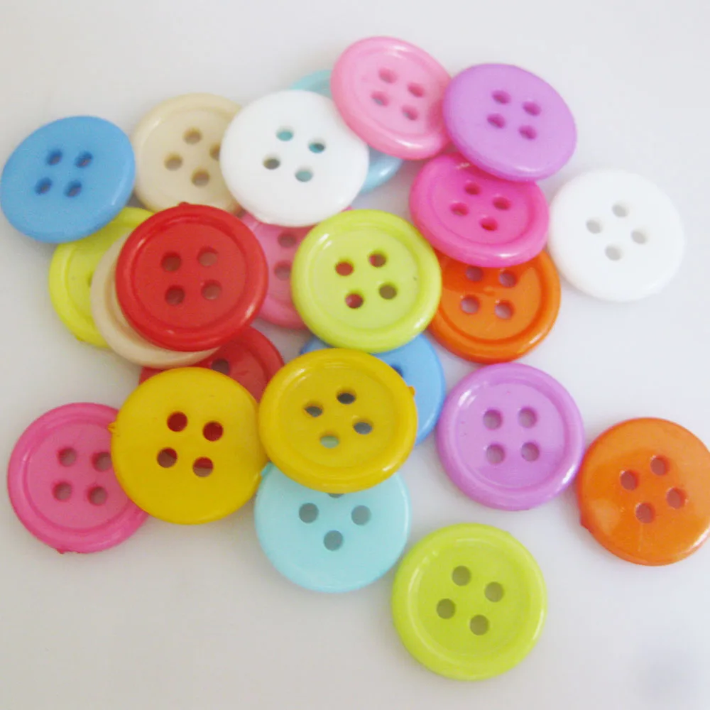 Nbnnla 8 Größen erhältlich 50 Stück verschiedene Farben 4 Löcher Kunststoff knöpfe für Bastel design DIY Scrap booking Näh zubehör – Detail 10