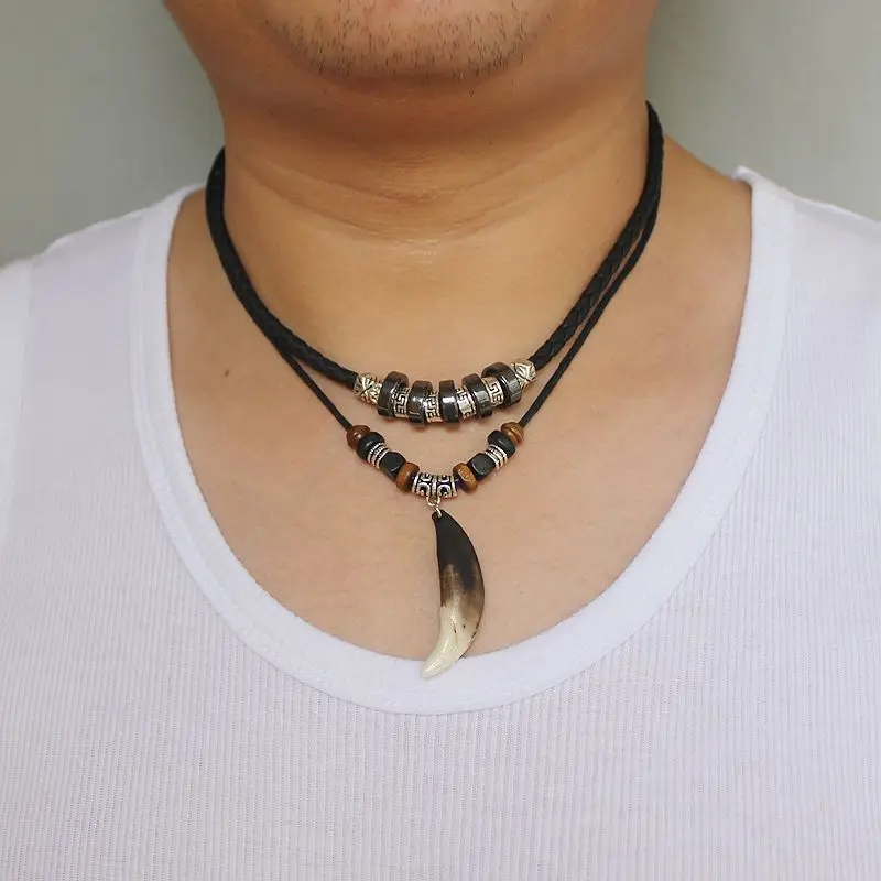 Choker Wolf Tooth Pendant Men Charm Genuine Leather Alloy Necklace Animal tooth Fashion Jewelry Party Necklace