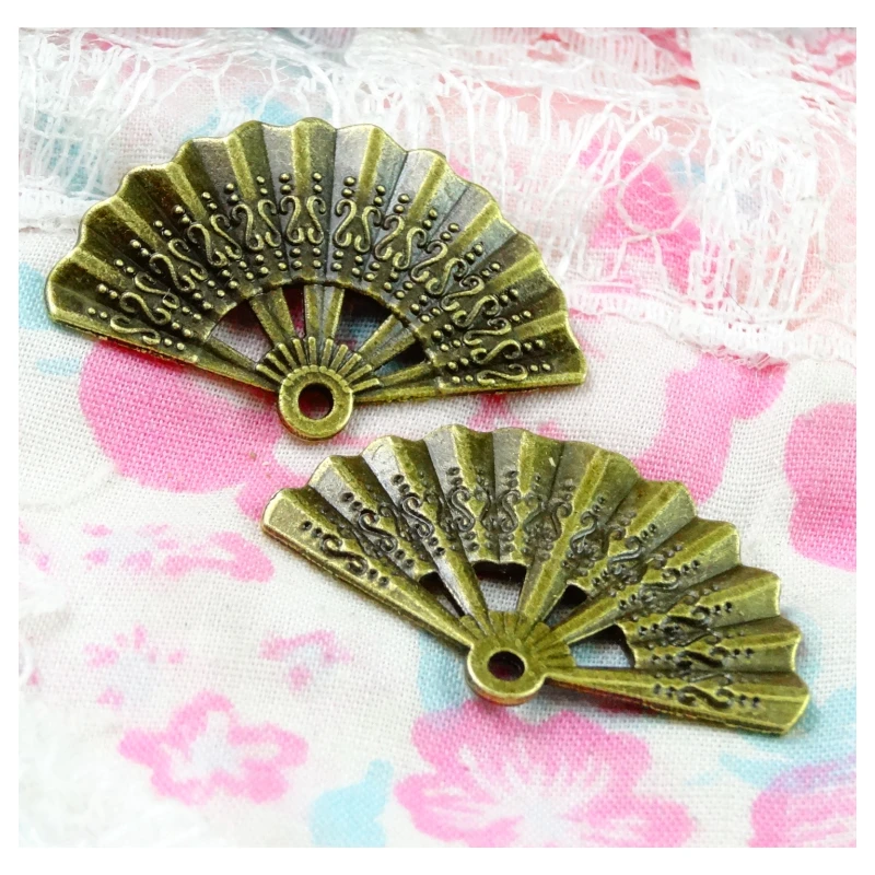 30 PCS 33*21mm Vintage Style Metal Alloy Antique Bronze Plated folding fan Pendant Charms For Jewelry Making