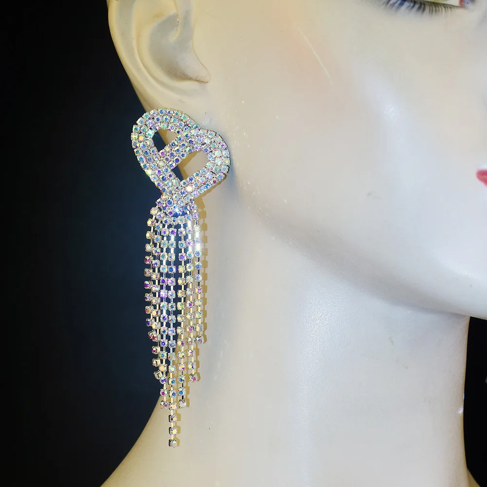 Fashionable Summer Women's  Heart Shaped Rhinestone Tassel Drop Earrings For Ladies Exaggerated Crystal Statement Eardrop