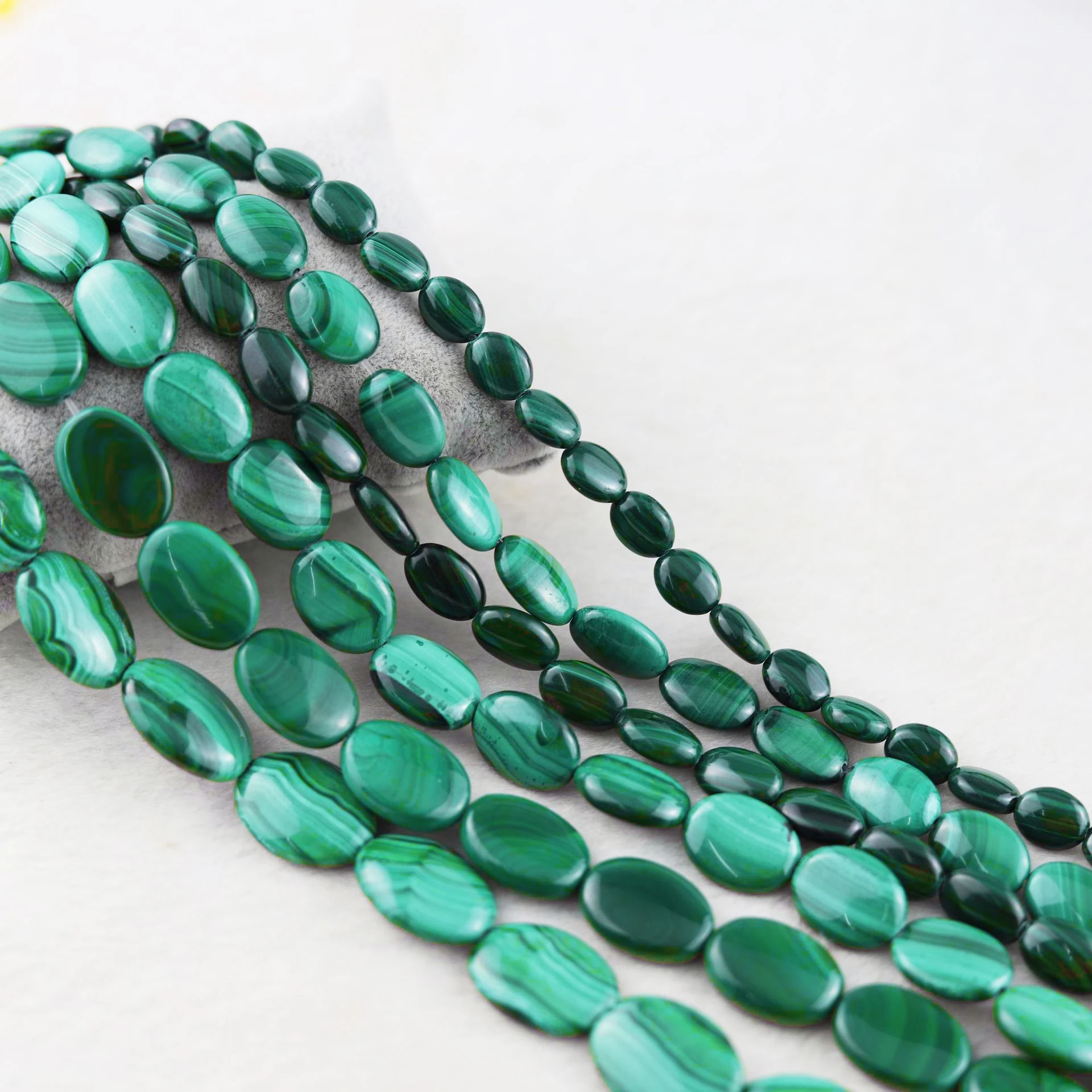 Natural Malachite Loose Oval Beads 8X10/8X12/ 10x14mm/12x16mm/13x18mm/15x20mm