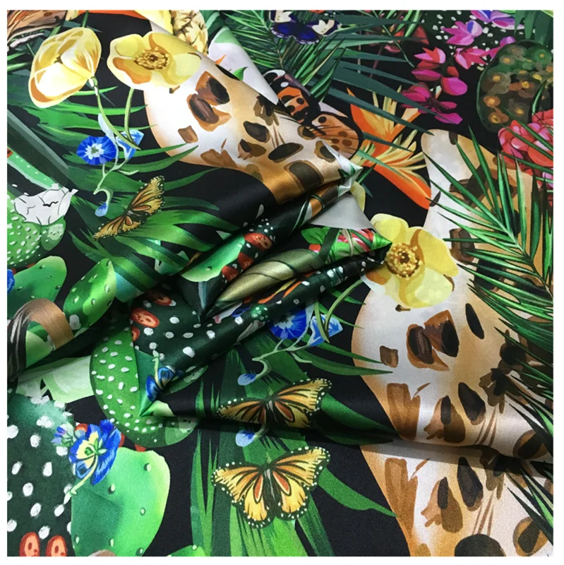 Customized 19mm Tropical Forest Animal and Plant Printing Real Silk Spandex Satin Fabric for Dress DIY