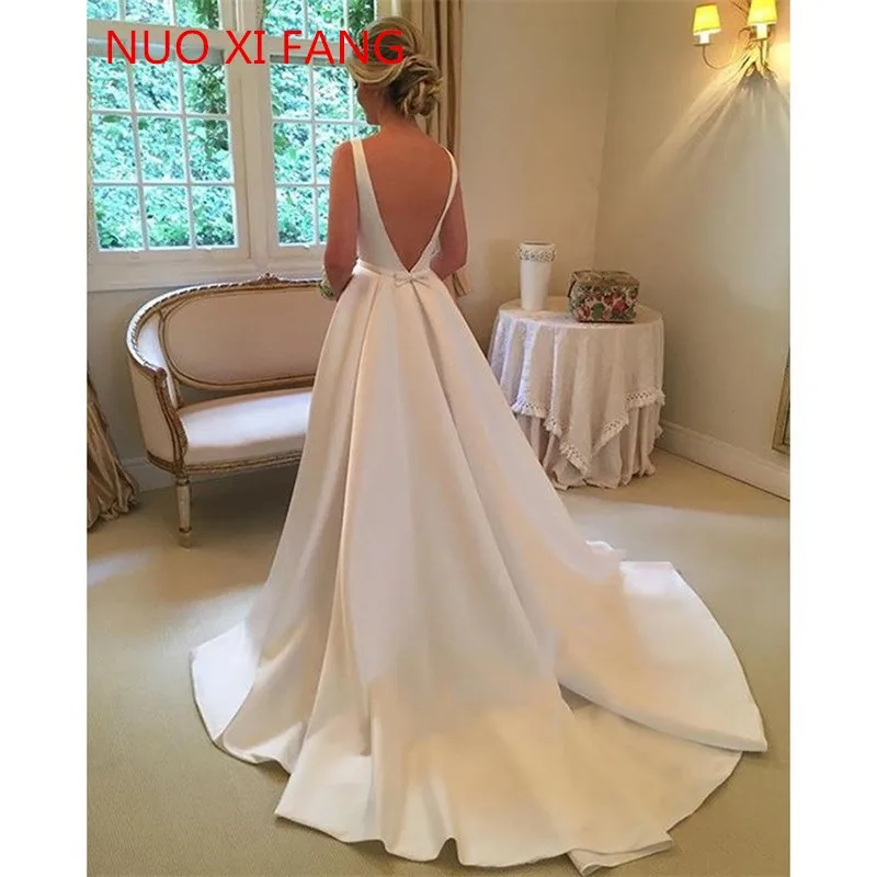 Nuoxifang 2022 Nieuwe Hals Mouwloos Plain Satin A-lijn Trouwjurk Open Back Eenvoudige Stijl Goedkope Bruidsjurken Robe Mariage