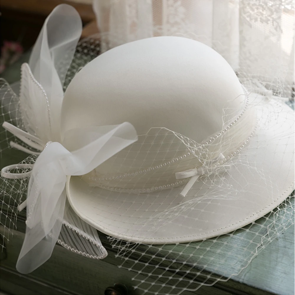 FS White Dome Hat With Veils Beads Wool Felt Fedoras Caps Hat For Women Banquet Wedding Bridal Church Hats Lady Derby Cloche Cap