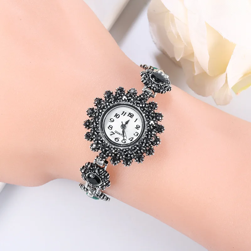 New Arrival Lady Crystal Round Bracelet Women Quartz Watch Accessories Female Ancient Silver Plated Watch Princess Gift Tracked